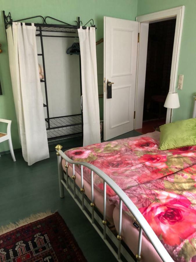 Ferienwohnung Meintzinger Фріккенгаузен-ам-Майн Екстер'єр фото